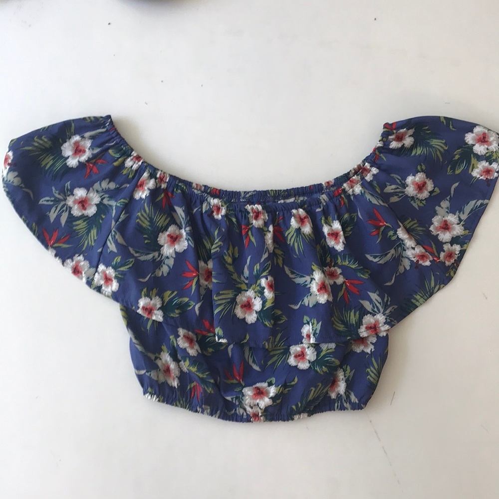 off the shoulder crop top